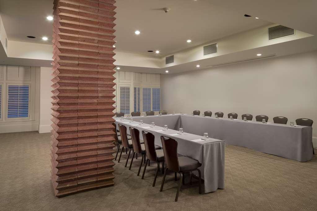 Valencia Riverwalk Hotel 4*