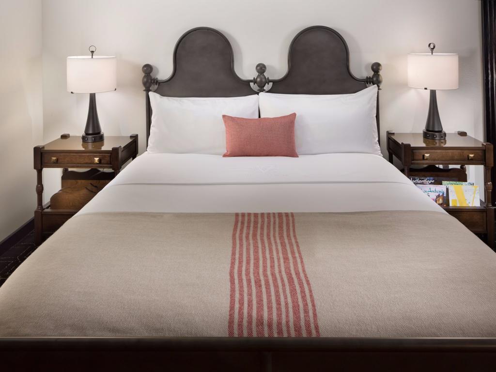 Hotel Valencia Riverwalk San Antonio